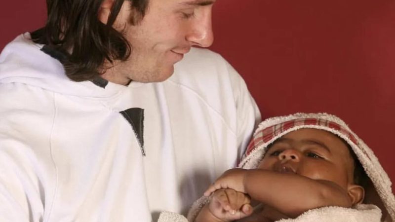 Lionel Messi and Lamine Yamal’s 2007 encounter in a Barcelona locker room