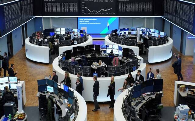 European Stocks Climb Toward Record Highs on Strong Corporate Earnings