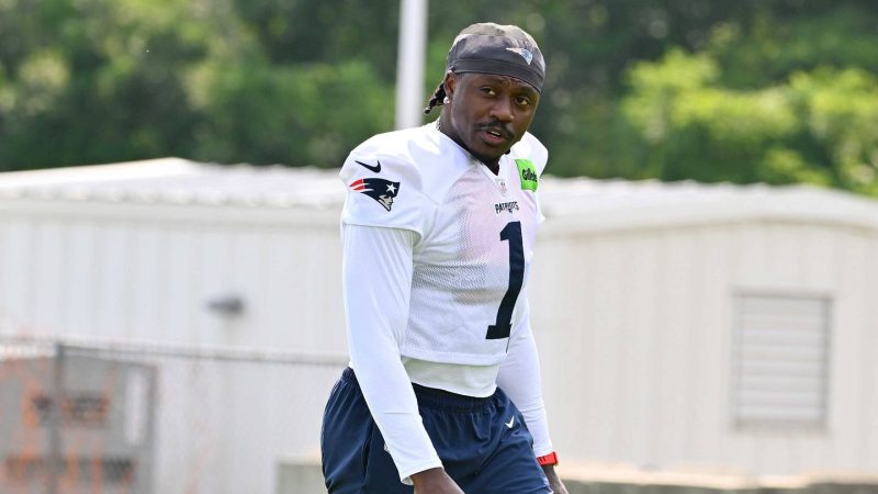 Patriots WR A.J. Brown Returns to Practice