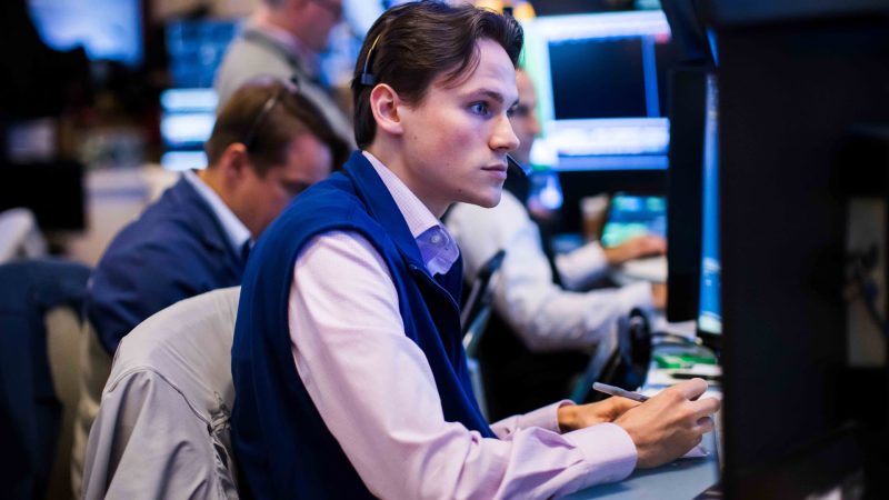 US Stock Futures Rise as AI Gains Offset High Treasury Yields