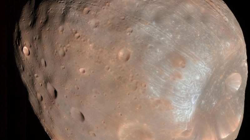 Japan to Launch MMX Mission to Collect Martian Moon Samples