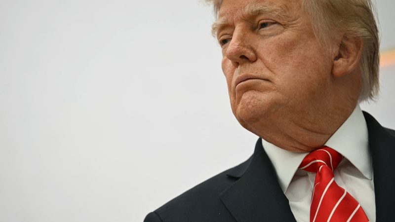 Trump Agrees to Import Russian Diesel Despite Zelenskyy Condemnation