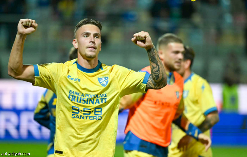 Frosinone Beat Sassuolo 4-2 as Antonio Raimondo Scores Hat-Trick