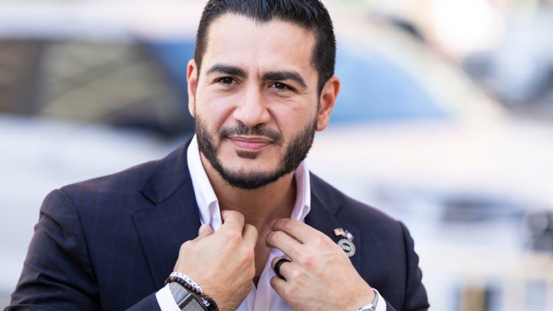 Abdul El-Sayed Clashes With Voter On Muslim Brotherhood Question - Newsweek