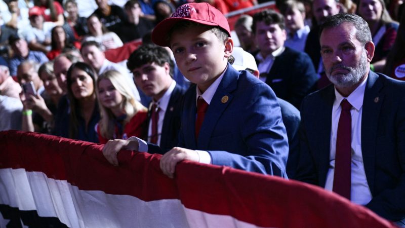 ‘Bordering on angry’: The state of play as US midterms enter final month