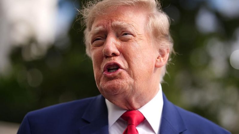 Donald Trump Mocks Popularity of Name Mohammed at Rally