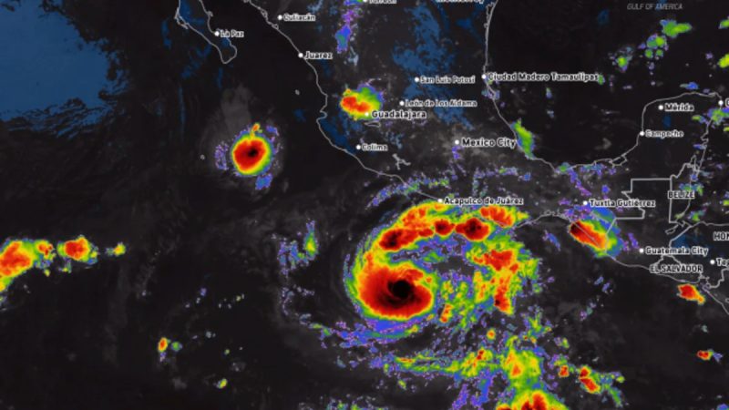 Hurricane Trudy Nears Mexico Coast With 100 MPH Winds