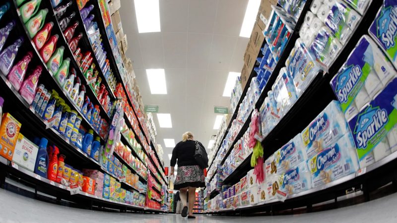 Economists Shift Focus As Americans Stay Gloomy Despite Strong Data