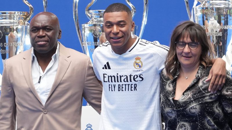 Kylian Mbappé and Mother Questioned in French Corruption Probe