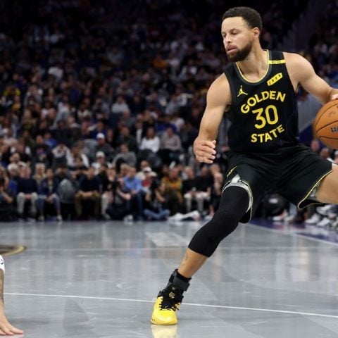 Warriors Overcome 25-Point Deficit to Defeat Lakers 112-95