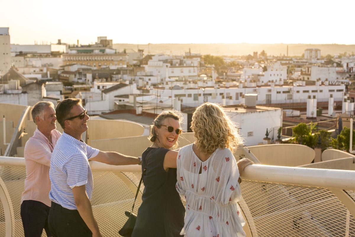 Trafalgar Partners With Approach Guides to Provide Advisor Tools