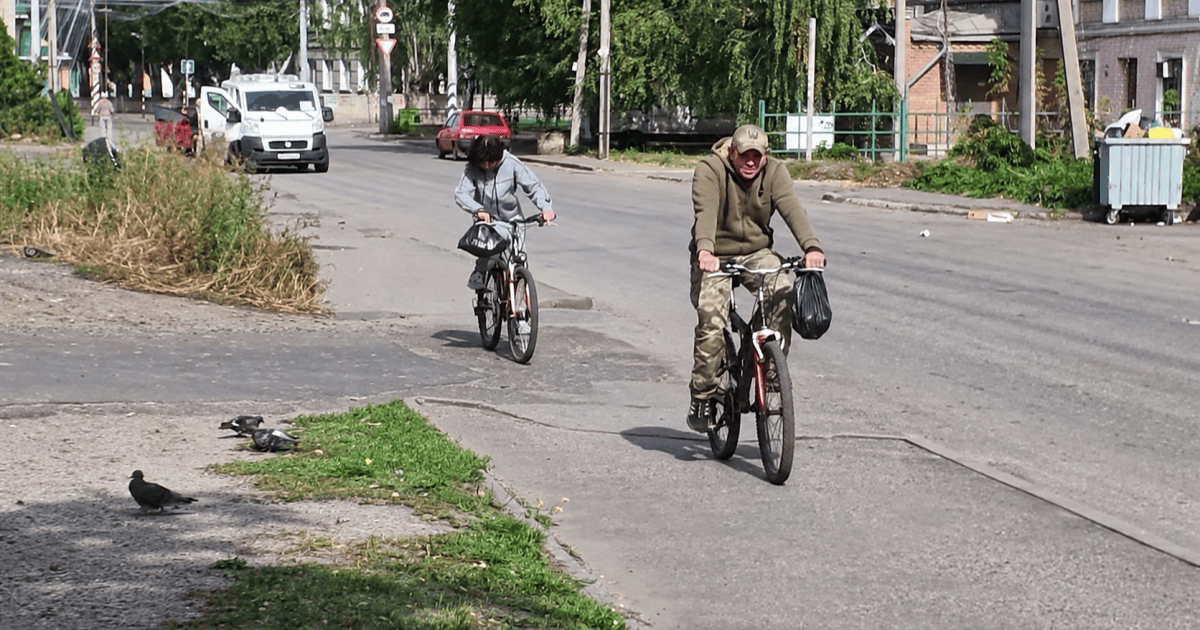 Ukraine Accelerates Kramatorsk Evacuations as Russian Forces Advance